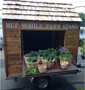 mobile-farm-stand-4